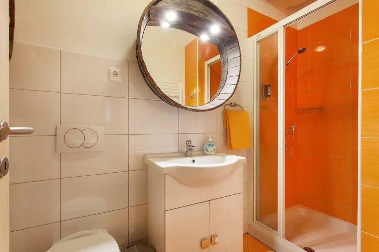 Beer & Wine Cellar Apartment Ljubljana Ngoại thất bức ảnh